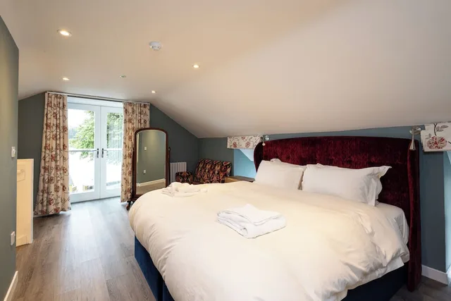 Family, Apartment, King Bed, Sofa, Altskeith Country House on Loch Ard 1/2