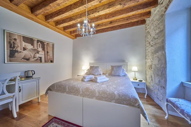 غرفة ديلوكس بسرير مزدوج أو سريرين منفصلين في الملحق، Villa Split Heritage Hotel 3/10