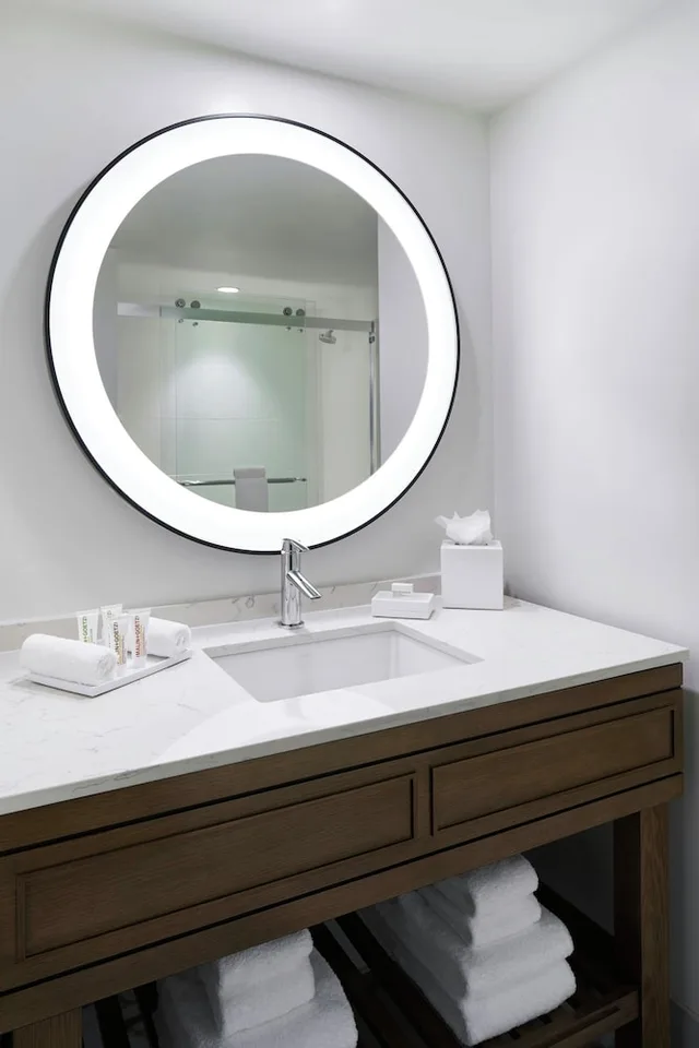 غرفة تنفيذية بسريرين كوين، ARC HOTEL Washington DC, Georgetown 7/7