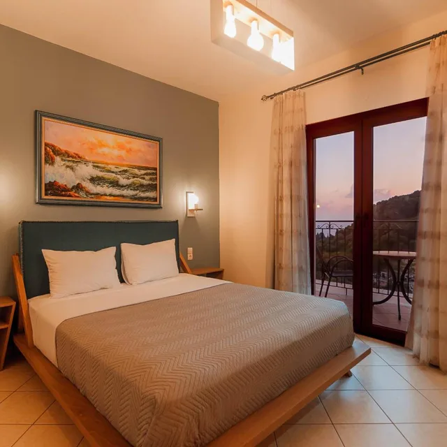 جناح، Petrino Apartments 1/8