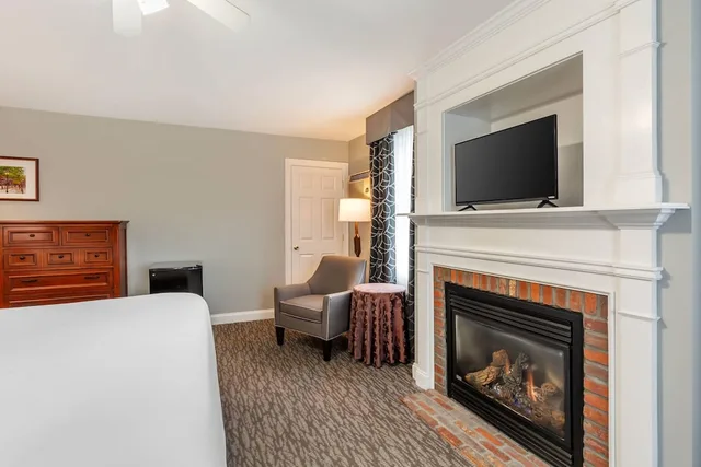 جناح بسرير كينج، Essex Street Inn & Suites, an Ascend Collection Hotel 8/10