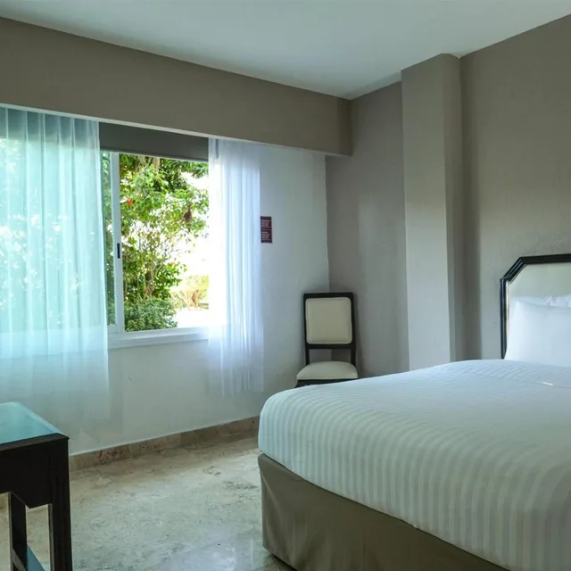 جناح جونيور بسرير كينج مع أريكة، Days Inn by Wyndham Tuxtepec 2/10