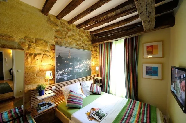 1 Bedroom, Honeymoon, Apartment, Les Patios Du Marais 1/3