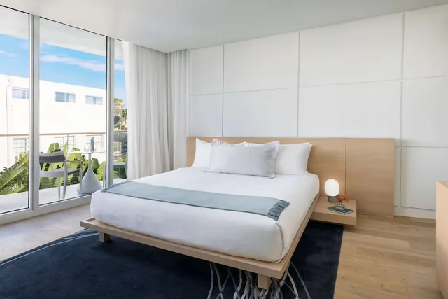 Room, King Bed, Ocean Front, Accessible، Park Central South Beach 1/4