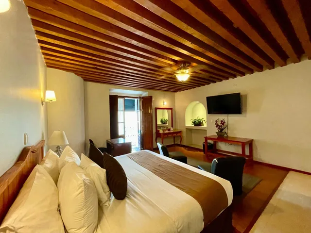 Master, Suite، Hotel Puebla Plaza 5/10