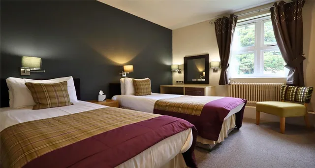 Room, Twin Beds, West Wing, Annex, Walworth Castle Hotel, BW Signature Collection 1/2
