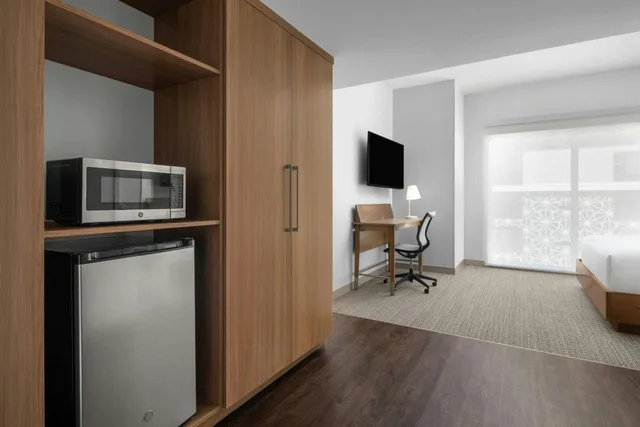غرفة بسرير كينج، Element by Westin Calgary Downtown 16/16
