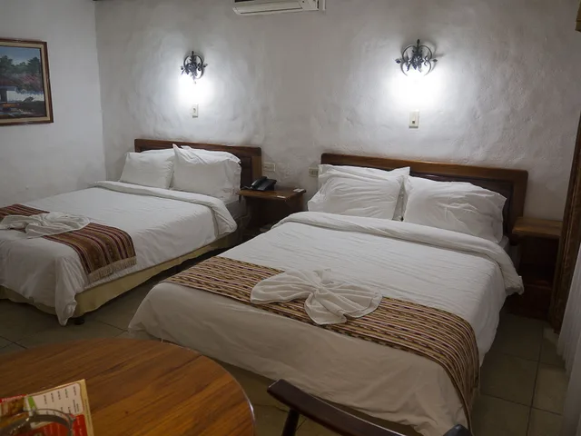 غرفة قياسية بسرير كوين، Hotel Aeropuerto 1/10