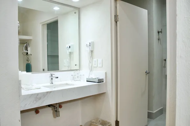 جناح بسرير كينج، Comfort Inn Monterrey Valle 6/6