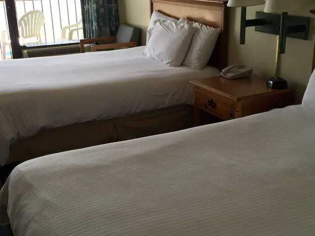 غرفة بسريرين منفصلين تُحدَّد عند الوصول، Windsurfer Hotel 1/6