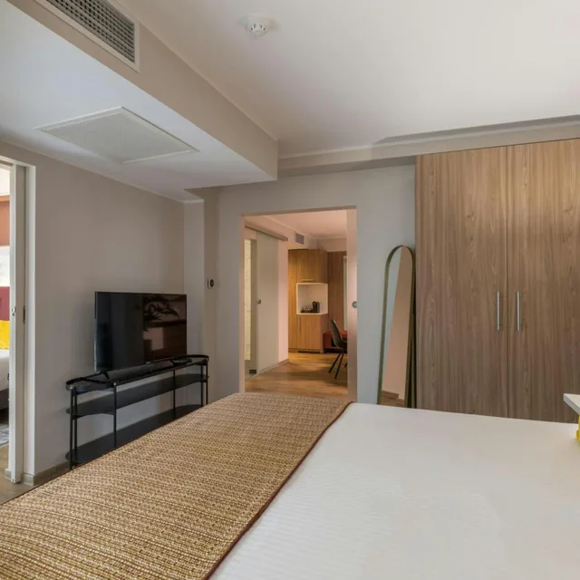 جناح بسرير كينج وسريرين كينج، Leonardo Hotel Antwerp 4/5