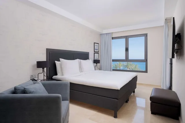 جناح بريميوم بسريرين كينج بغرفتي نوم، Radisson Blu Resort Gran Canaria 5/7