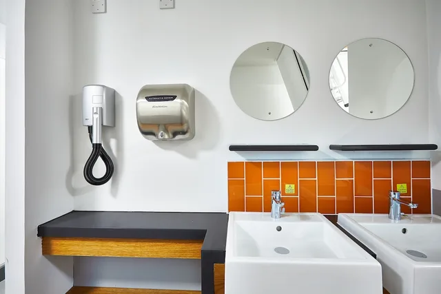 سكن مشترك مختلط بأربعة أسرّة وأسرّة بطابقين بحمام مشترك، St Christopher S Inn Hostels 7/10