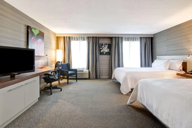 جناح بسرير كينج وسريرين كوين لذوي الإعاقة، Hilton Garden Inn Toronto Mississauga 2/6