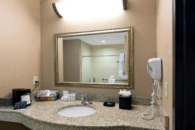غرفة بسريرين كوين، Hampton Inn Statesville 9/10