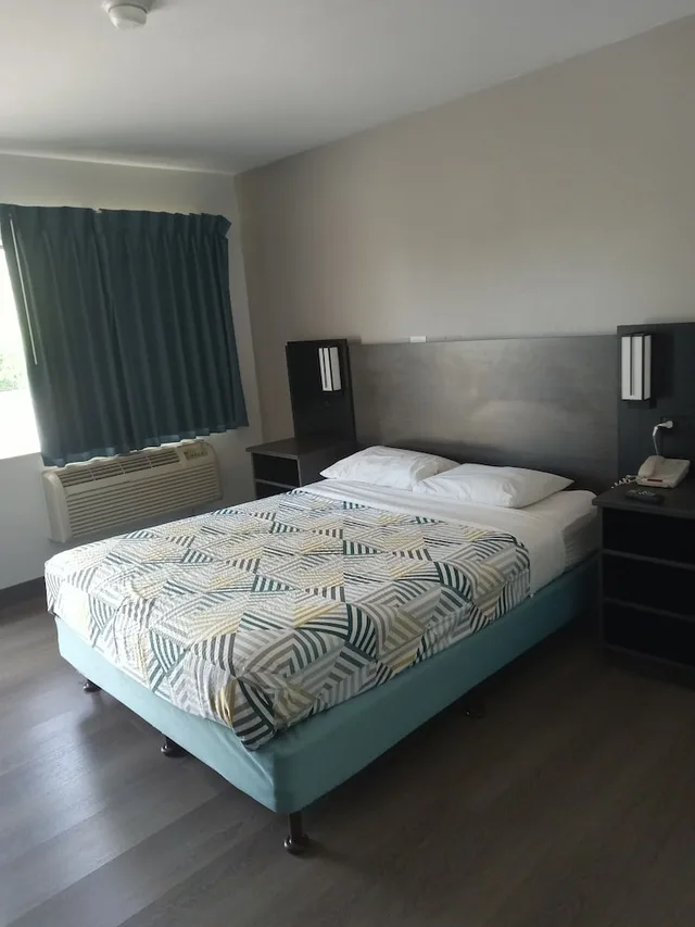 غرفة قياسية بسرير مزدوج، Motel6 Laurel, DC - Washington Northeast 1/5