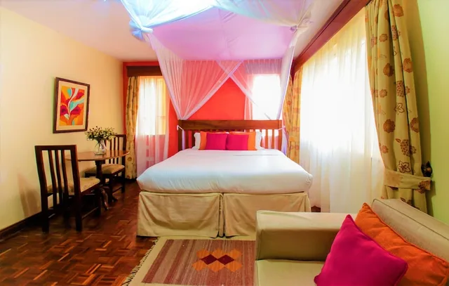 غرفة ديلوكس ركنية بسرير كينج بحمام خاص، Leon Villas Guest House 6/7