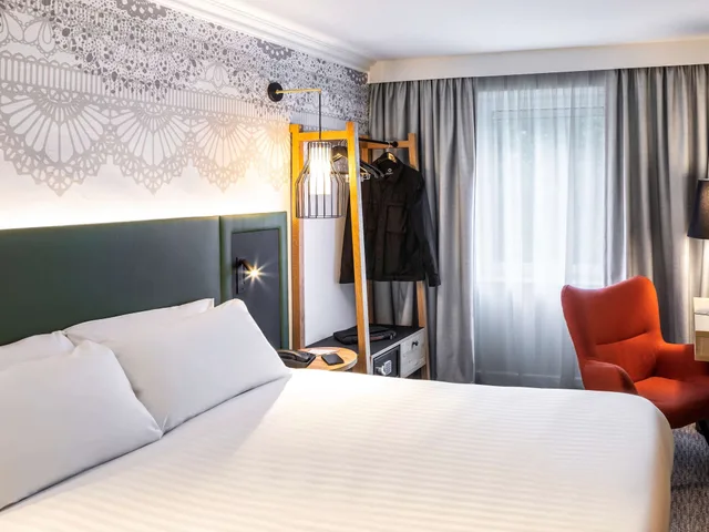 غرفة بريفيليج بسرير كينج، Mercure Nottingham Sherwood Hotel 4/6