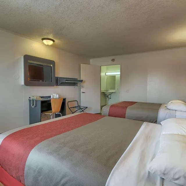 غرفة بسريرين كوين، Motel6 Lima, OH 5/10
