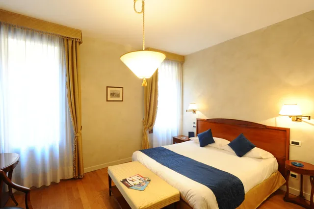 جناح جونيور، Locanda del Ghetto 3/6