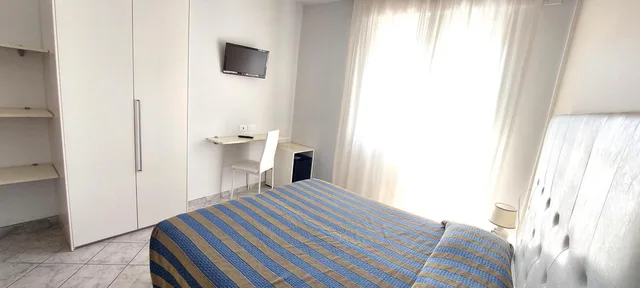 Room, Double or Twin Bed, Lateral Side Sea View, Hotel Vina Del Mar Pineta 6/9
