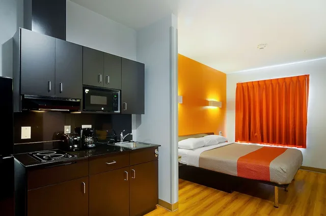 غرفة ديلوكس بسرير كينج، Motel6 Midland Tx 5/9