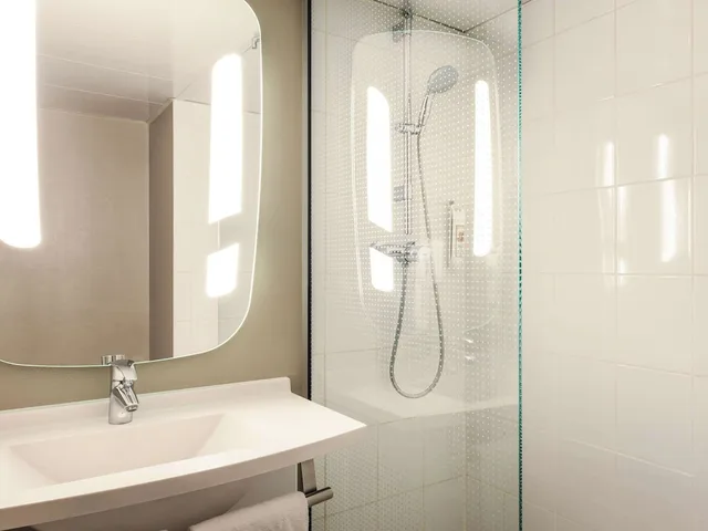 غرفة قياسية بسرير مزدوج مع أريكة، Ibis Paris Place D'italie 13Th 6/8