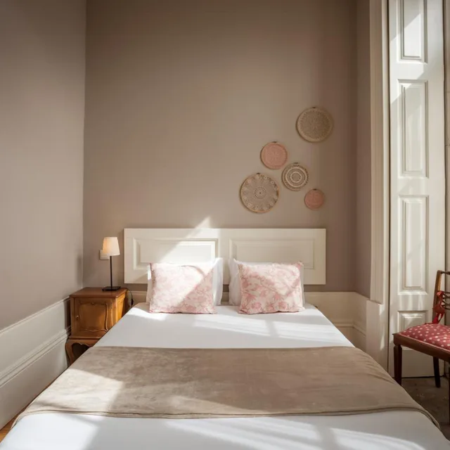 غرفة بسرير مزدوج، Being Porto Hostel 3/10