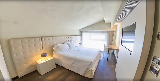 Classic, Double Bed, Romano House 2/2