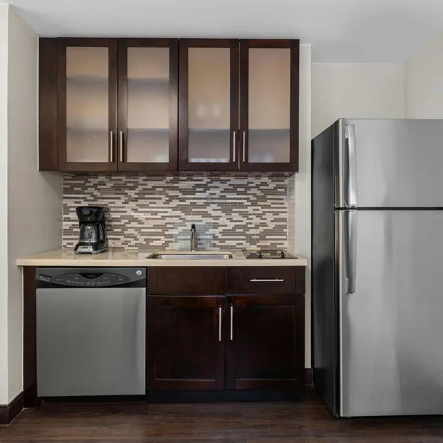 جناح استوديو بسرير كوين مع أريكة، Peachtree Hotel Midtown Atlanta 3/3
