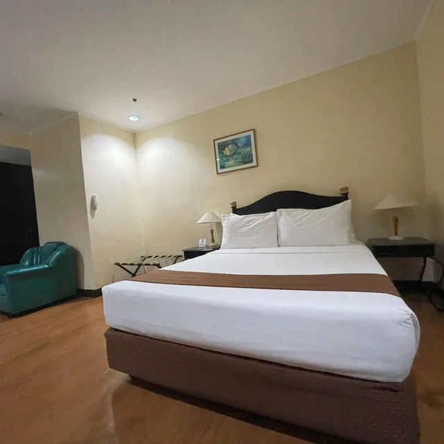Junior Suite, Golden Peak Hotel and Suites powered by Cocotel 7/10
