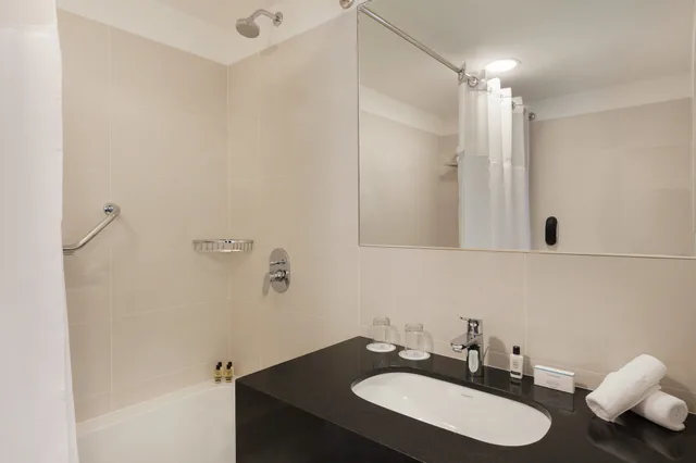 غرفة سوبيريور بسرير كينج، Wyndham Costa Del Sol Lima City 7/8