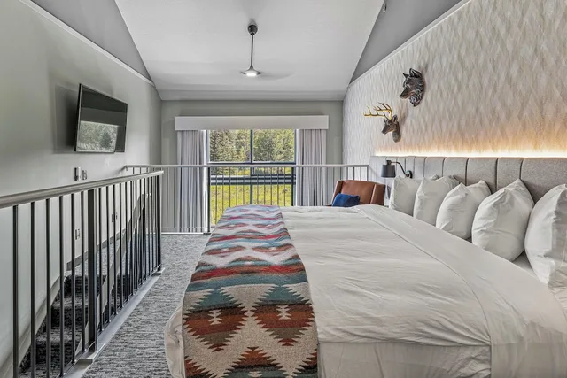 Loft, Superior, Suite, King Bed، Everwild Canmore - Nordic Spa & Hotel 5/10