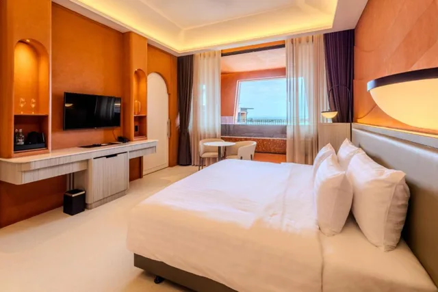 Deluxe Pool Suite Sea View, Hotel Adam Krabi 1/2