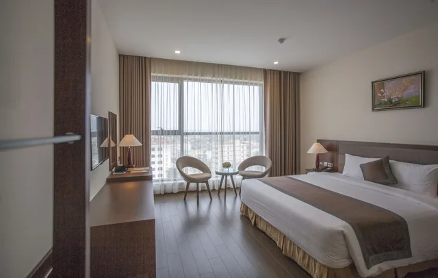 غرفة ديلوكس بسرير كينج، Muong Thanh Grand Quang Tri Hotel 1/10