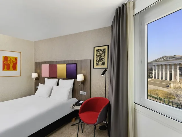 Basic, Double Bed, Museum View، Mercure Budapest Korona Hotel 4/5