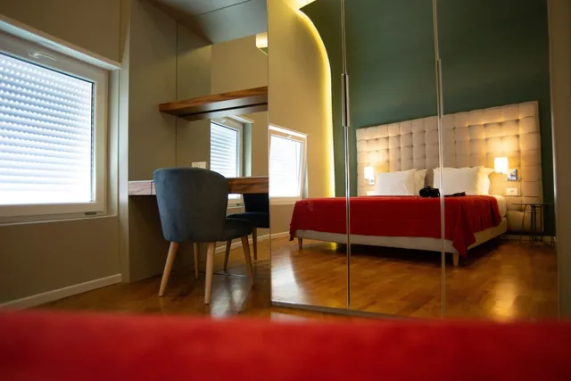 Bougainville Bay Hotel، ساراندا 10/78