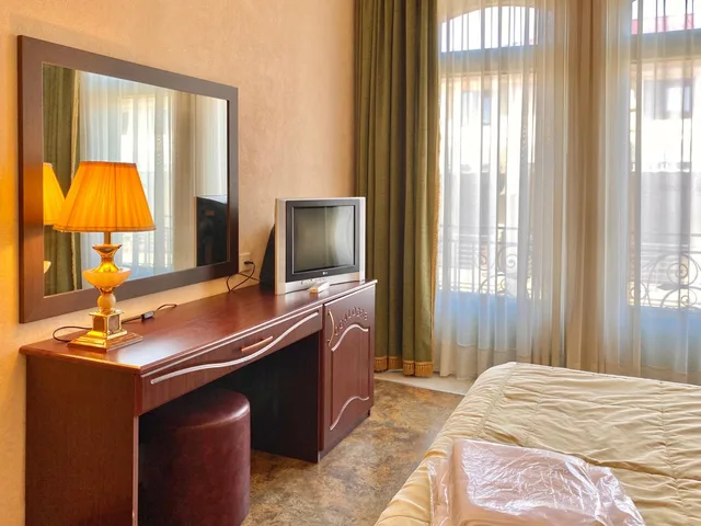 جناح في الملحق، Hotel O. Galogre 5/6