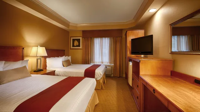 غرفة بسرير مزدوج لذوي الإعاقة، Best Western Plus Kingsland 1/7