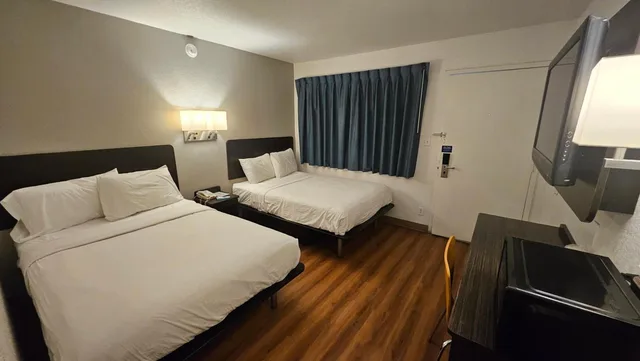 غرفة رباعية، Motel6 Blythe, CA 7/10
