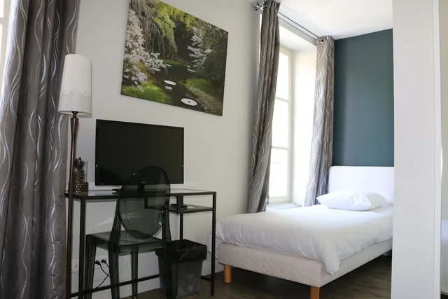 غرفة مفردة بسرير فردي، HOTEL DE L'ESTELOU 2/2