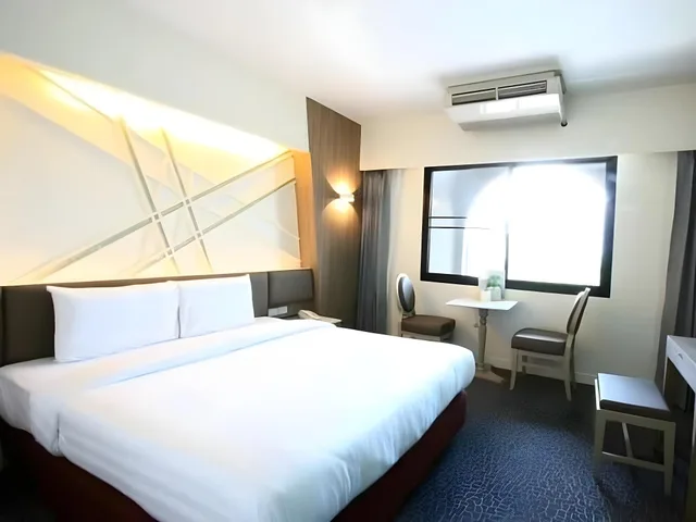غرفة قياسية بسريرين منفصلين، Rd Hotel 1/2