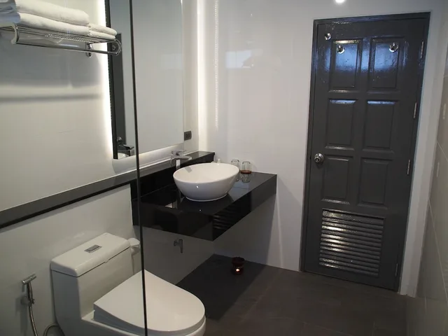 Bungalow, King Bed, Side Pool View, Pool Access، Laluna Resort 4/5