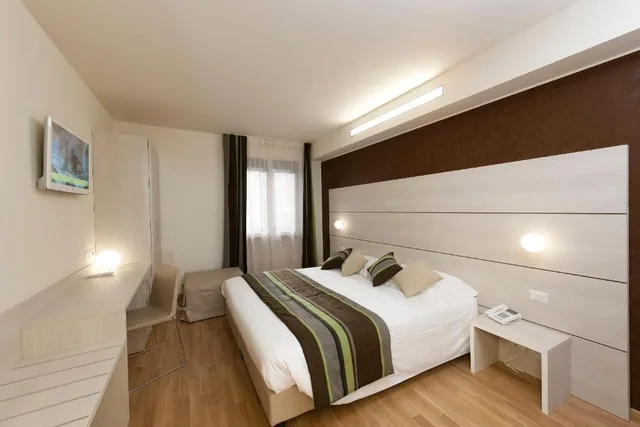 غرفة سوبيريور بسرير مزدوج، Hb Aosta 1/10