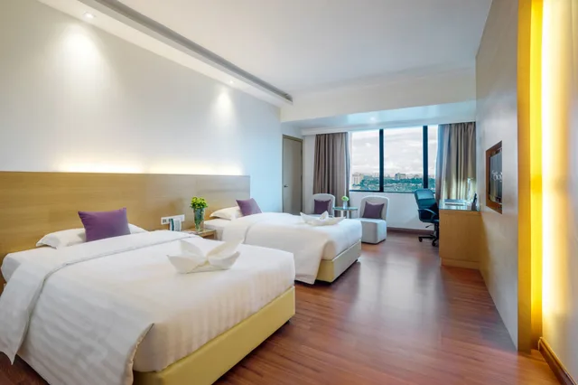 Superior, Twin Beds, Crystal Crown Hotel Petaling Jaya 1/6