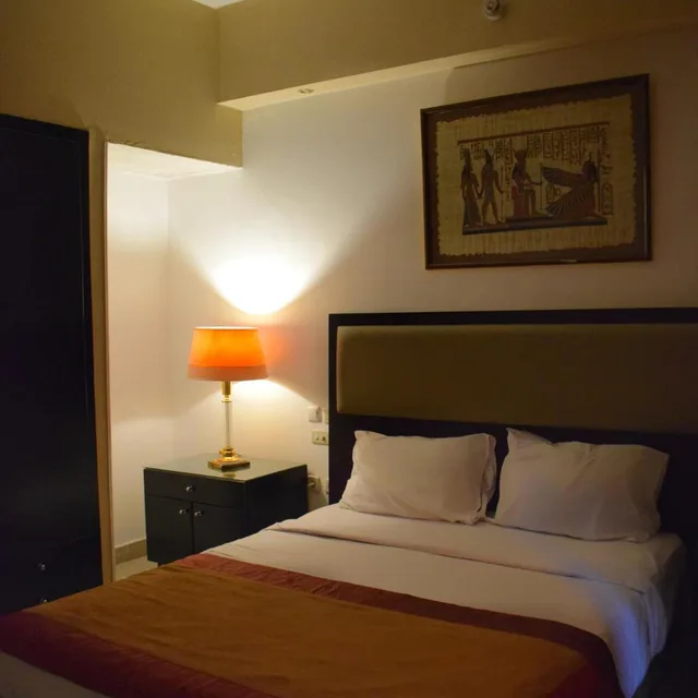 جناح، Desert View Hotel 6/6
