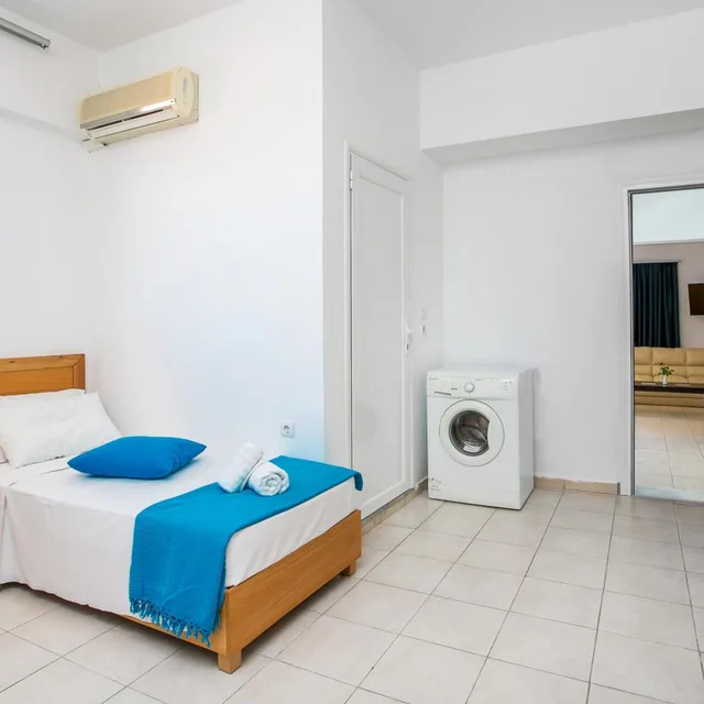 جناح عائلي، Mon Repos Hotel 3/9
