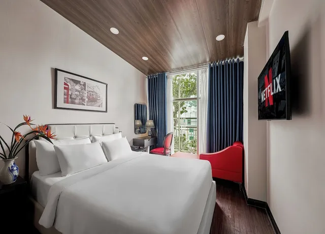 استوديو بسرير كوين بشرفة، The Passion Suite Hotel 4/9