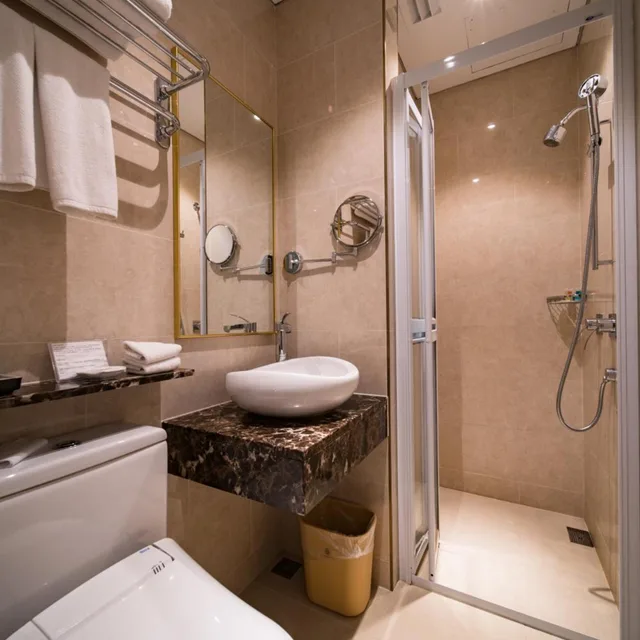 جناح بسرير كينج بإطلالة على الحديقة، Nam Keng Hotel 4/5