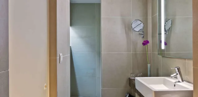 غرفة سوبيريور بسريرين منفصلين، Dolce By Wyndham La Hulpe Brussels 5/6